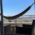Apartamento con Piscina y vista a toda la Bahía =)